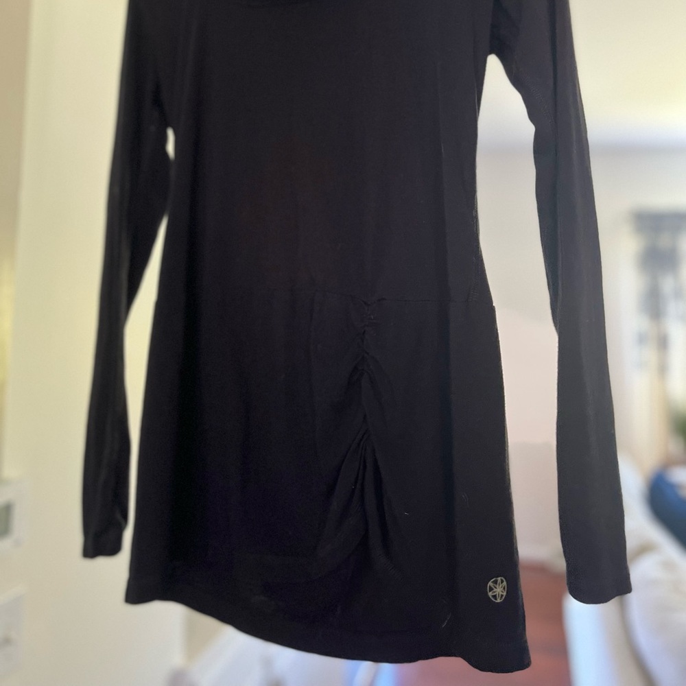 Cow neck light sweatshirt or tunic, size small.